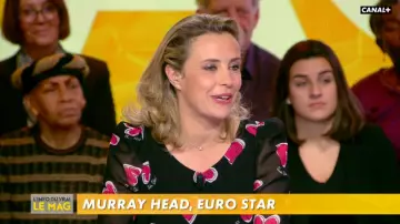 La blouse fluide, évasée, imprimée coeurs de Isabelle Moreau dans L'Info du vrai le 20.02.2020