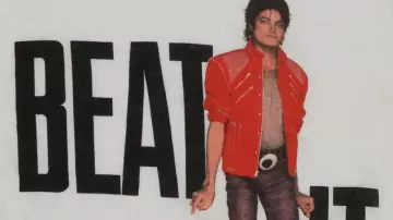 Vintage Red Leather Jacket de Michael Jackson dans Michael Jackson - Beat It (Video Oficial)