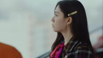 Rectangle Boucles d'oreilles portées par Seo Dan (Seo Ji-hye) dans Crash à l'Atterrissage sur Vous de l'Épisode 10