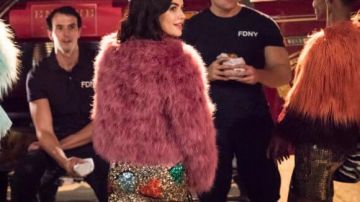 The dress with sequins and heart pattern from Katy Keene (Lucy Hale) in Katy Keene (S01E03)