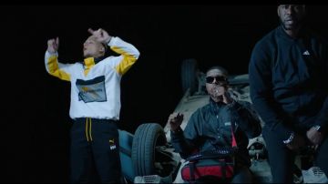 Le coupe vent Helly Hansen de PLK dans le clip Mec de cité de Yaro feat. Ninho & PLK