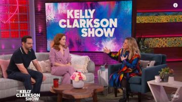 Ps by paul smith Vestido de camisa usado por Kelly Clarkson en The Kelly Clarkson Show 20 de febrero de 2020