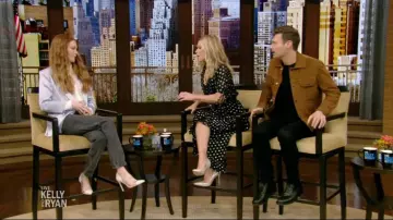 Shoshanna Métallique Imprimer Robe portée par Kelly Ripa sur le LIVE avec Kelly et Ryan 20 février 2020