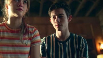 Green, white, & blue black vertical stripes t-shirt worn by Gabe (Griffin Gluck) as seen in Locke & Key (S01E06)