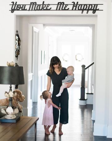 Waist­ed Jump­suit of Meghan Basinger on the Instagram account @megbasinger