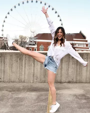 Cut Off Shorts de Meghan Basinger sur l'Instagram account @megbasinger