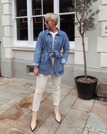 Jeans White de Olivia Rose en la cuenta de Instagram @oliviarosesmithx