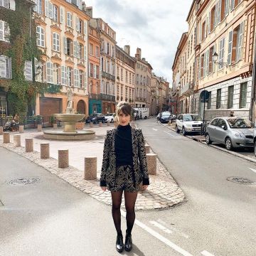 La veste portée par Marie S’infiltre sur son compte Instagram @mariesinfiltre