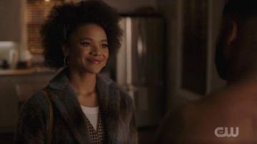 Brown Plaid Dress of Vanessa in Dynasty (S03E12)