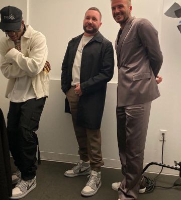 Jordan 1 Dior usado por Travis Scott en la cuenta de Instagram de @travisscott