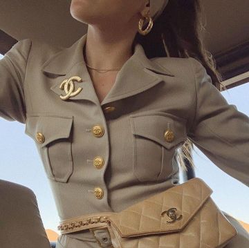 Combination of Chanel on account on the Instagram of @chanel_community