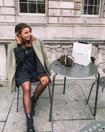 Blouse Robe Pull de Jess sur l'Instagram account @coppergarden