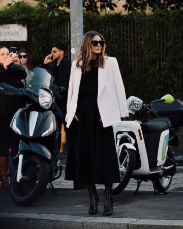 Olivia Palermo Cascade Blusa usada por Olivia Palermo Alberta Ferretti Show febrero 19, 2020