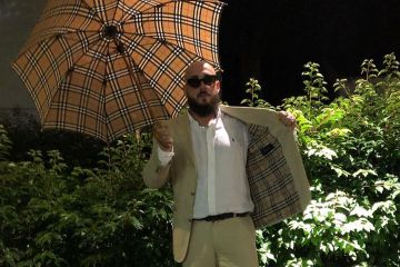 Parapluie Burberry de Caballero sur le compte Instagram de @caballerobxl