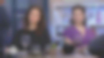 The black sweater with buttons on shoulder of Marion Ruggieri in C to You