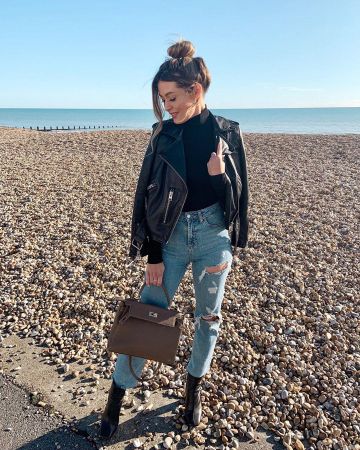 Détruire Rip Jeans de Charlotte Rose sur Instagram account @modelmouth