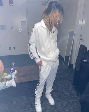 Nike Men's Sports­wear Just Do It Pants of Swae Lee on the Instagram account @swaelee