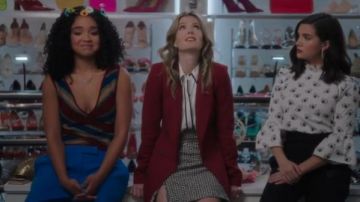 Tweed Mi­ni Skirt worn by Sutton Brady (Meghann Fahy) in The Bold Type Season 4 Episode 5