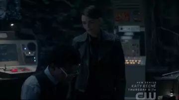 Black Leather Jack­et worn by Kate Kane (Ruby Rose) in Batwoman Season 1 Episode 13