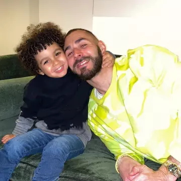 Valentino Yellow camo sweatshirt worn by Karim Benzema on his Instagram account @karimbenzema
