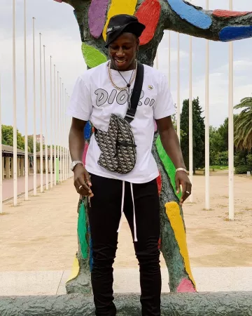 Dior bag from Benjamin Mendy on the account Instagram of @benmendy23
