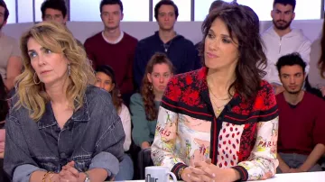 La chemise en cupro col classique à patchwork d'imprimés de Laurie Cholewa dans Clique le 26.02.2020