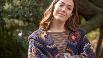 Knitted Cardigan worn by Rebecca Pearson (Mandy Moore) in This Is Us (S04E14)