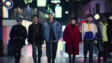 Big Fit Den­im Jack­et Fake Fur worn by Park Sae Ro Yi (Park Seo-joon) in Itaewon Class Episode 1