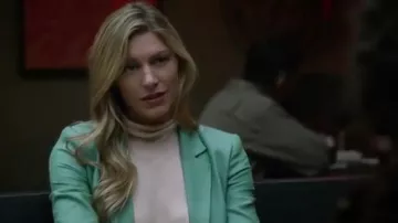 Blazer verde azulado / verde usado por Ava Sharpe (Jes Macallan) en LEGENDS of Tomorrow Temporada 5 Episodio 6 de DC