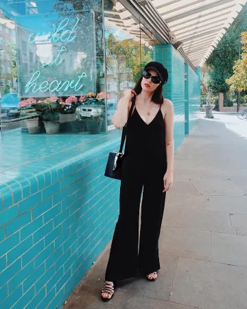 Baker Boy Cap of Gabie en la cuenta de Instagram @gabriellebassett