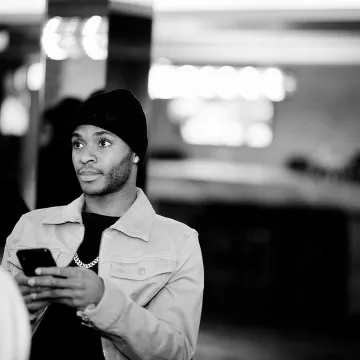 Le bonnet noir de Raheem Sterling sur le compte Instagram de @sterling7
