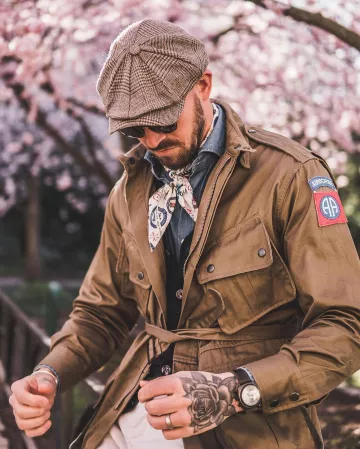 Veste militaire beige portée par Robin Fagerman sur son compte Instagram @robinfagerman