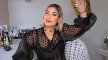Chemisier noir transparent a pois de Lufy dans 13 ACHATS BEAUTÉ QUI CHANGENT LA VIE ????