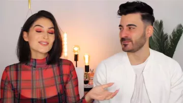 Chemise a carreaux rouge de Lufy dans VOS QUESTIONS SUR NOTRE COUPLE: 100% HONNÊTES! (FAQ couple)