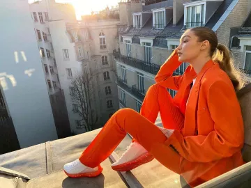 Reebok Zig Kinetica Zapatos usados por Jelena Noura "Gigi" Hadid París 26 de febrero de 2020