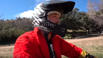 Shoei VFX-EVO Helmet worn by Logan Paul in the YouTube video His Girl Forgot that She Slid in my DMs (Exposed)
