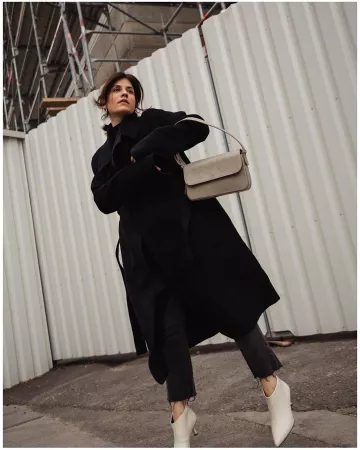 Botín de Carola Pojer en la cuenta de Instagram @carolapojer