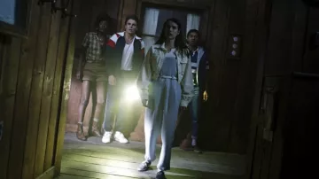 Keds sneakers worn by Madison Montgomery (Emma Roberts) in American Horror Story (S09E02)