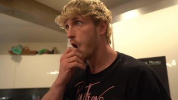 Black Pink Floyd tee of Logan Paul in COLORBLIND KID TRIES TO SORT M&M’s!