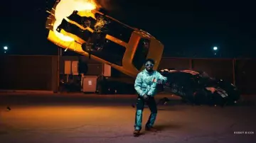 Burberry Orange 'Union' de Baskets Roddy Ricch dans la vidéo de musique Roddy Ricch - La Boîte [official Music Video]