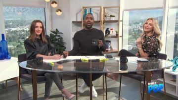 A.P.C. Suéter de punto de diamante usado por Justin Sylvester en E! Noticias febrero 28, 2020