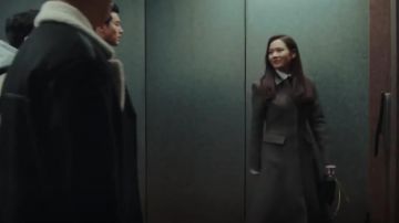 Coat Dark Grey worn by Yoon Se Ri (Son Ye-jin) in Crash Landing on You Season 1 Episode 12