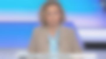 La veste iconique version Prince de Galles beige de Caroline Roux dans C dans l'air le 02.03.2020