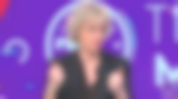 The shirt collar victorian printed voile Sylvie Adigard in Télématin the 03.03.2020