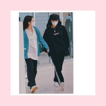 Varsity style Cardigan en Laine de Jennie Kim sur l'Instagram account @jennierubyjane