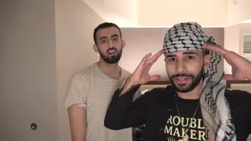 Kufiya Palestinien of Adam Saleh in A Message To KSI and Logan Paul...