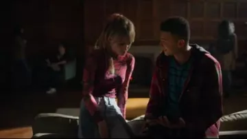 Flower Top worn by Kinsey Locke (Emilia Jones) in Locke & Key Season 1 Episode 5