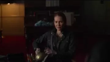 J.Crew Mossy Brown Jack­et worn by Nina Locke (Darby Stanchfield) in Locke & Key Season 1 Episode 5