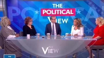 Altuzarra Two-But­ton Crepe Blaz­er worn by Sunny Hostin on The View March 4, 2020