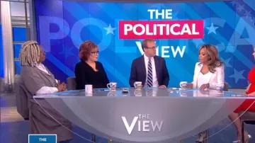 Iro Sha­vani Fringe-Trimmed Jack­et worn by Joy Behar on The View March 4, 2020